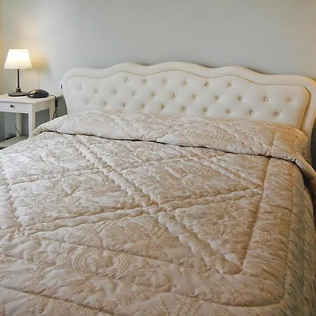 In Near Sandy Beaches 别墅 卡麦奥雷